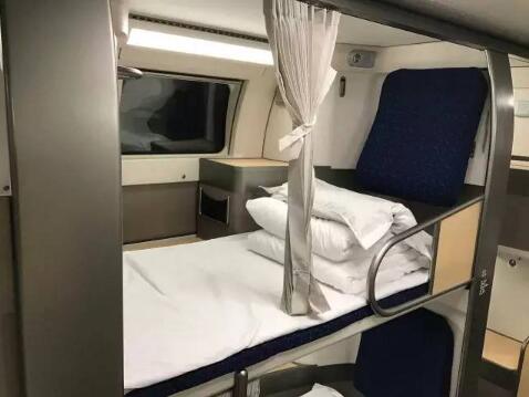 新臥鋪動(dòng)車組上線 被譽(yù)為“移動(dòng)賓館” 新聞圖片.jpg